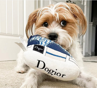 Dogior high top shoe dog squeaker toy